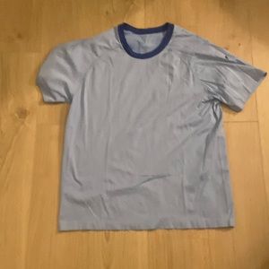 Fabletics shirt